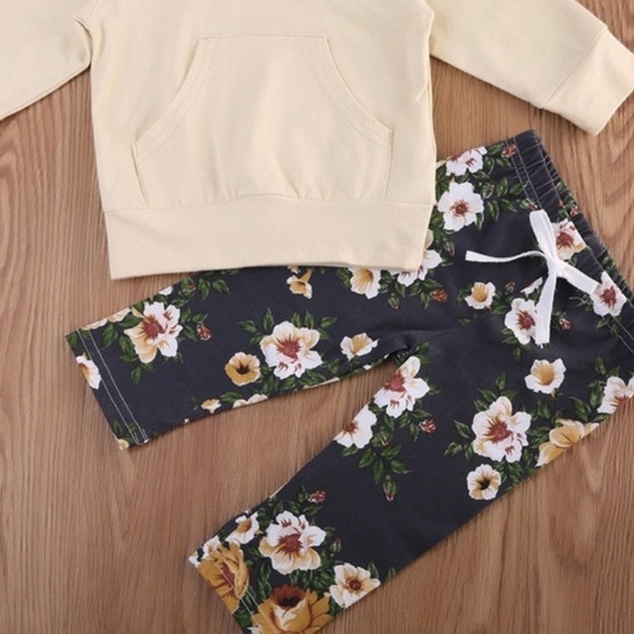 INFANT GIRL 2 PIECE MATCHING OUTFIT - Picture 6 of 7